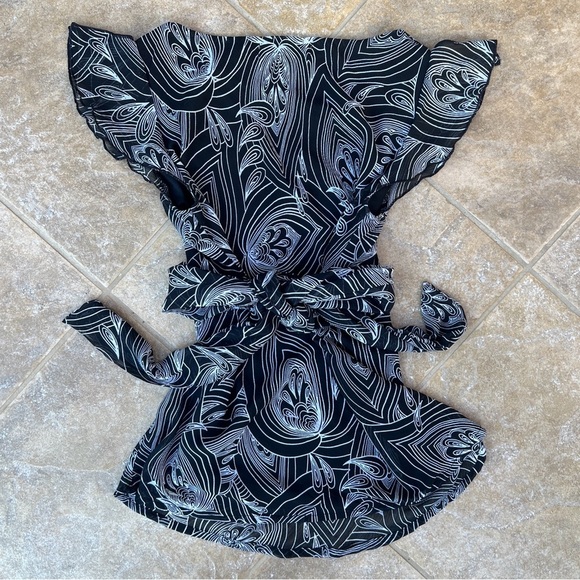 Breechers Brook Womens Y2K Fairycore Black Swirl Wrap Top Ruffle Blouse Small - Picture 6 of 8